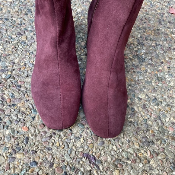 Ted Baker Neomie suede bootie. Sz.8 - Picture 5 of 7